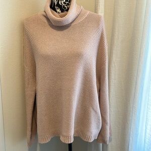 H&M Cream Turtleneck Sweater with Cozy Ribbed Knit